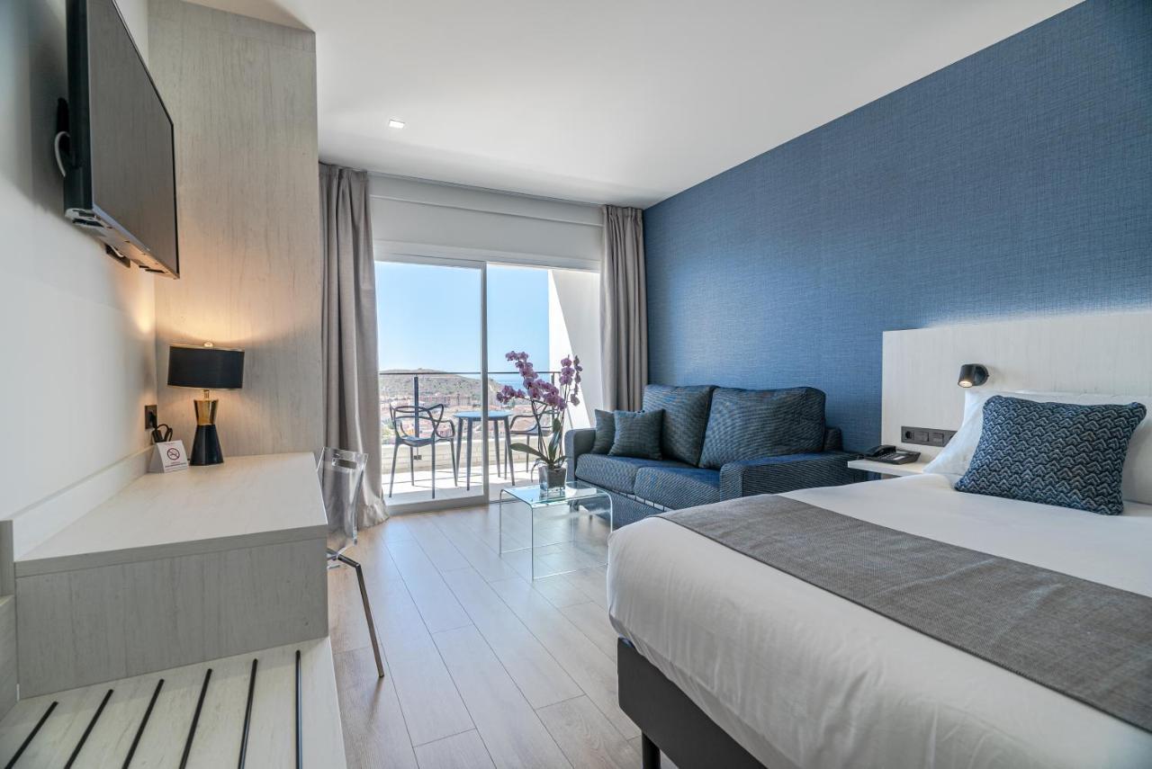 Ramada Resort By Wyndham El Puerto de Mazarrón Dış mekan fotoğraf
