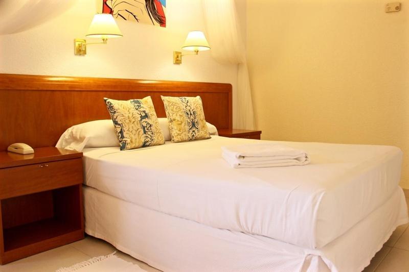 Ramada Resort By Wyndham El Puerto de Mazarrón Oda fotoğraf