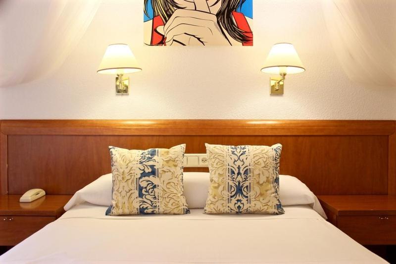 Ramada Resort By Wyndham El Puerto de Mazarrón Oda fotoğraf